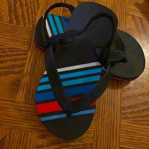SiZe 7/8 toddler boys flip flops/sandals